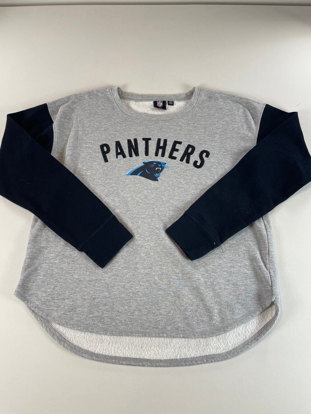 NFL Team Apparel Sweatshirt Size XL Womens Gray Black Panthers Logo High Low Hem